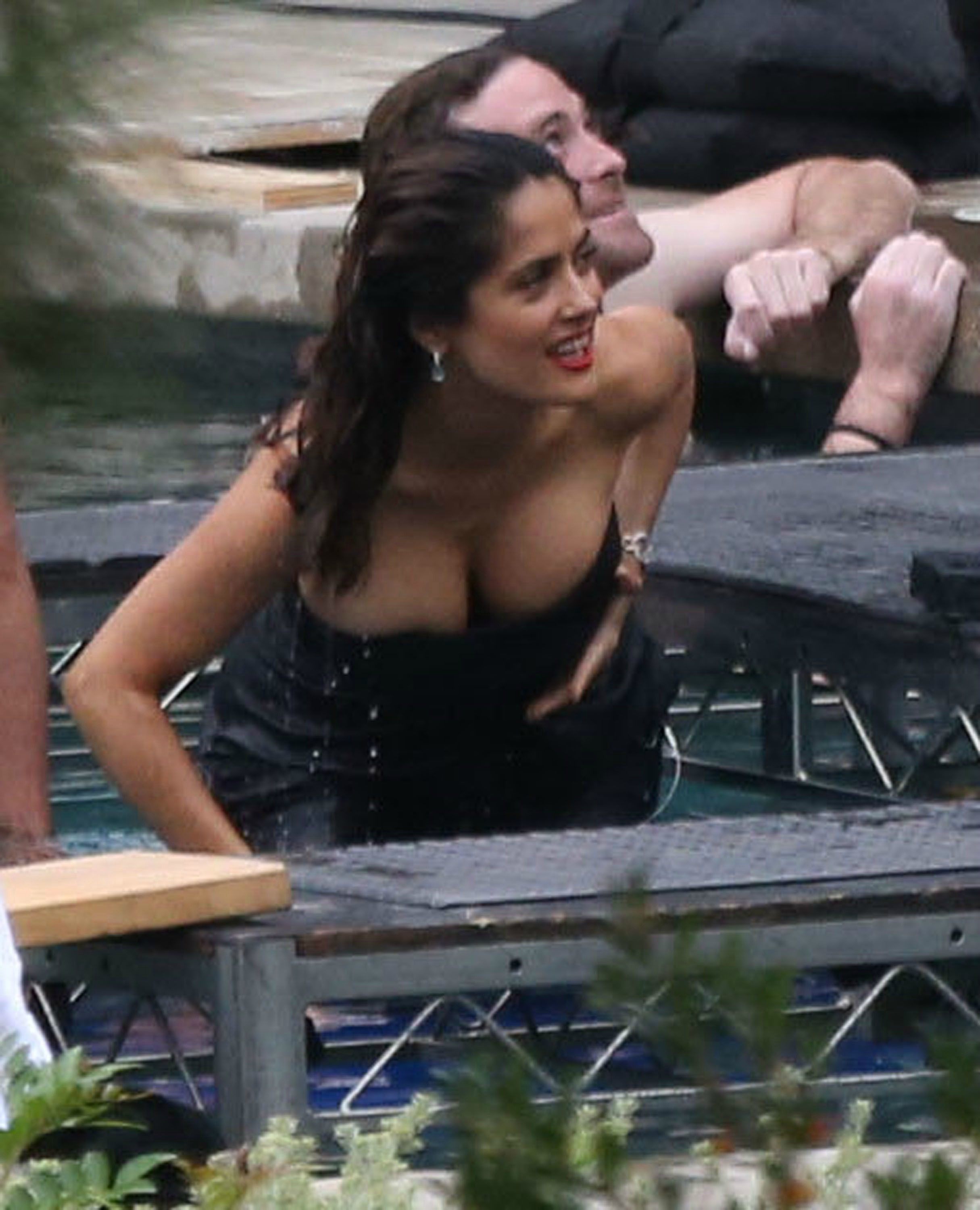 Best of Salma hayek boobs nude